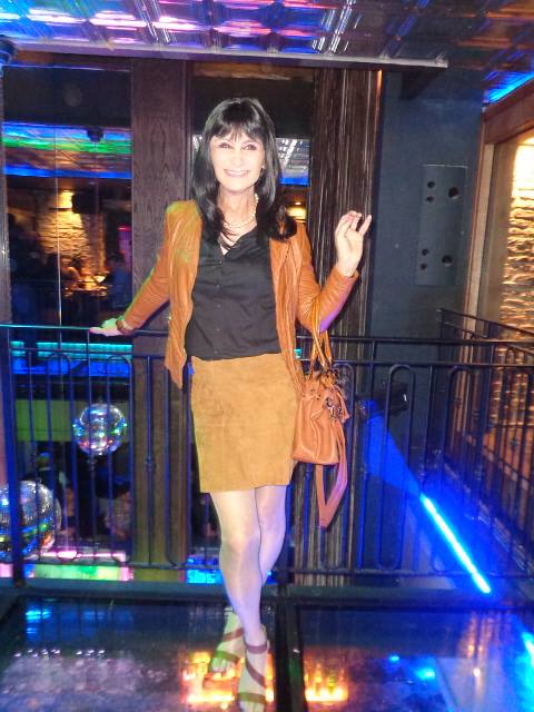 Cindy Lopez at Bar Fibre, 2016
