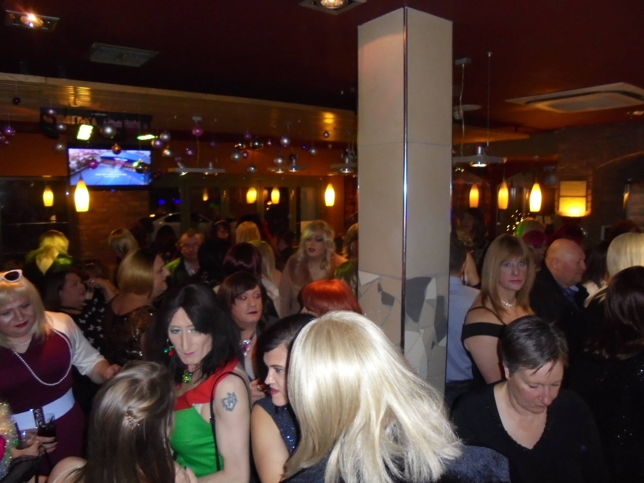 Leeds First Friday at the Cosmopolitan, 2017